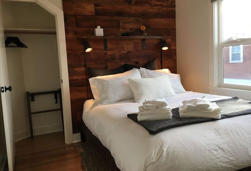 Bed & Breakfast The Alberta Petite