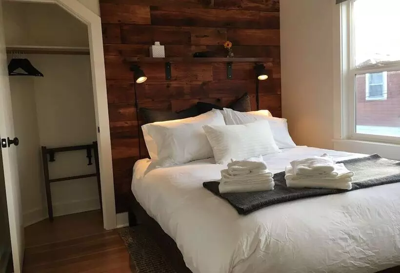 Aamiaismajoitus (B&B) The Alberta Petite