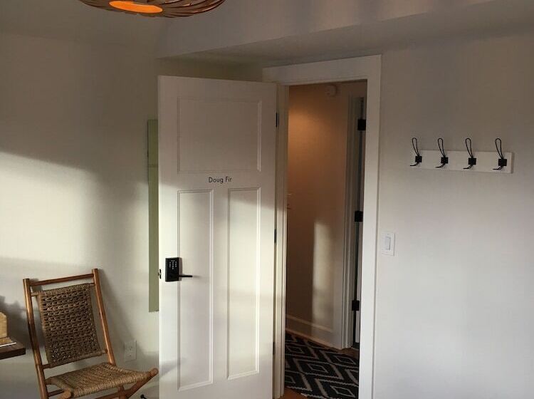 Bed & Breakfast The Alberta Petite