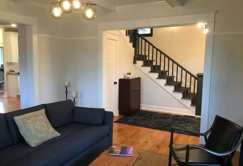 Aamiaismajoitus (B&B) The Alberta Petite