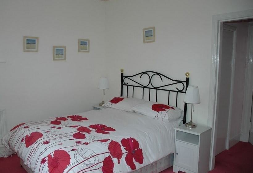 ベッドアンドブレックファースト The Estate House