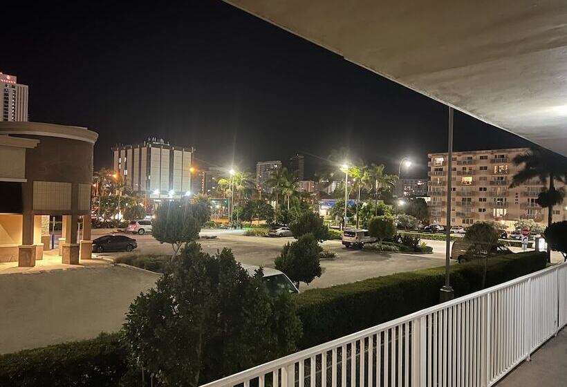 فندق Bposhtels Hollywood Florida