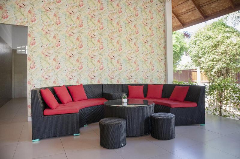 Hotel Capital O887 Orchid Garden Villa 2