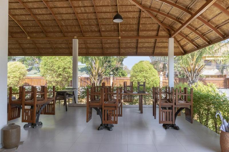 Hotel Capital O887 Orchid Garden Villa 2