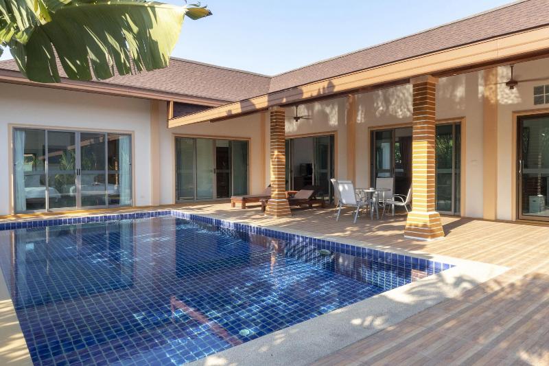 Hotel Capital O887 Orchid Garden Villa 2