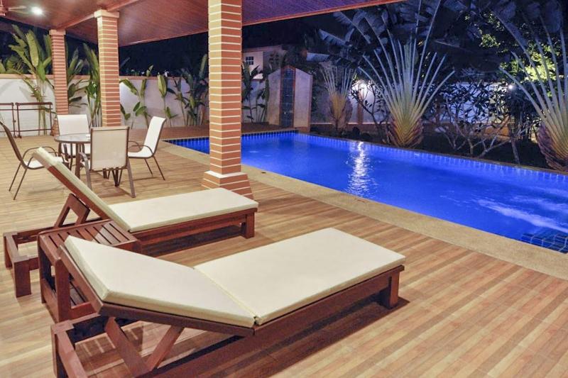 Hotel Capital O887 Orchid Garden Villa 2