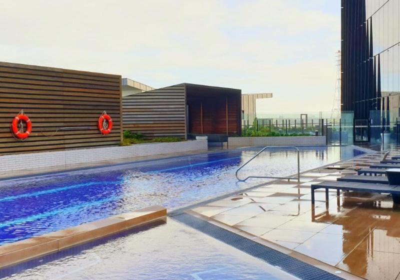 Hotel Docklands Delight