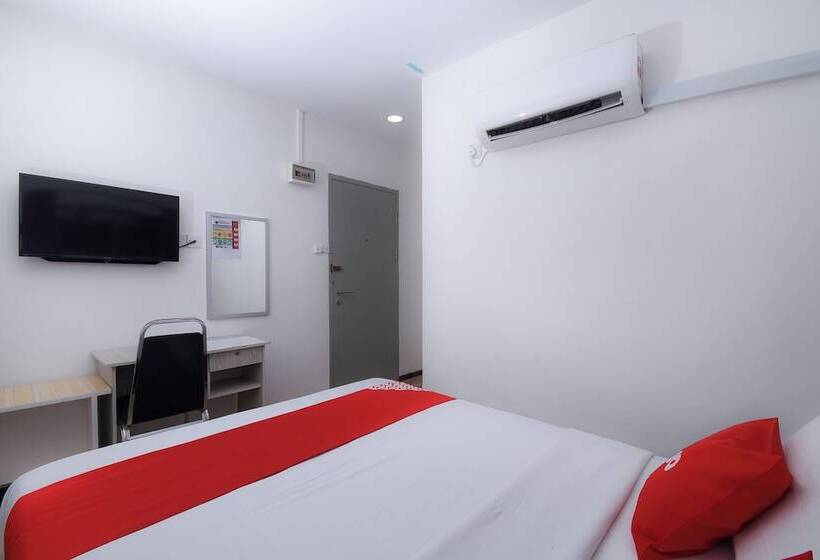 בית מלון כפרי Oyo 90089 N H Inn