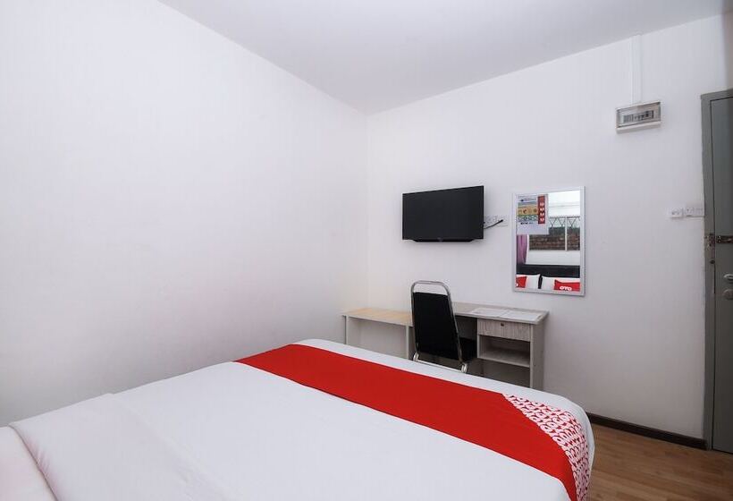 בית מלון כפרי Oyo 90089 N H Inn