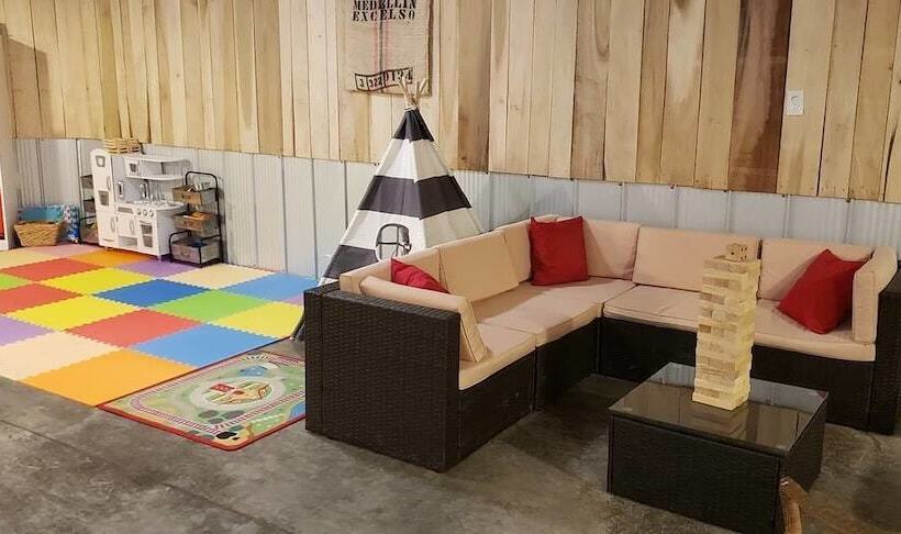 호텔 Sassy Springs Retreat