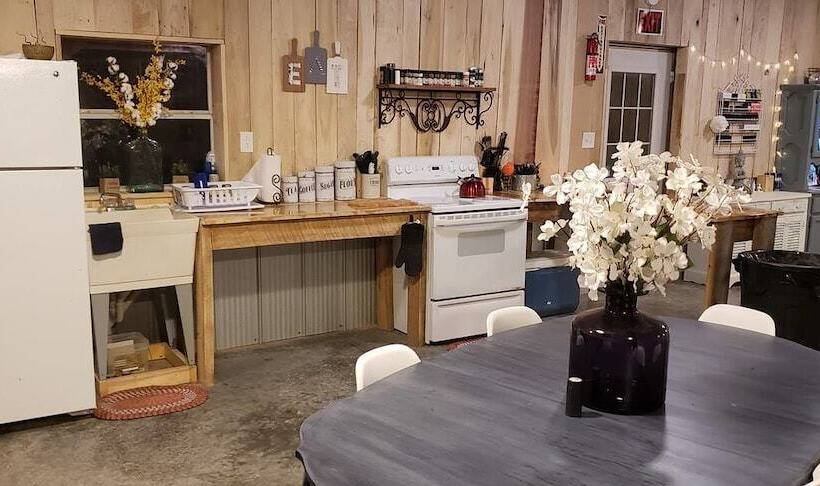 호텔 Sassy Springs Retreat