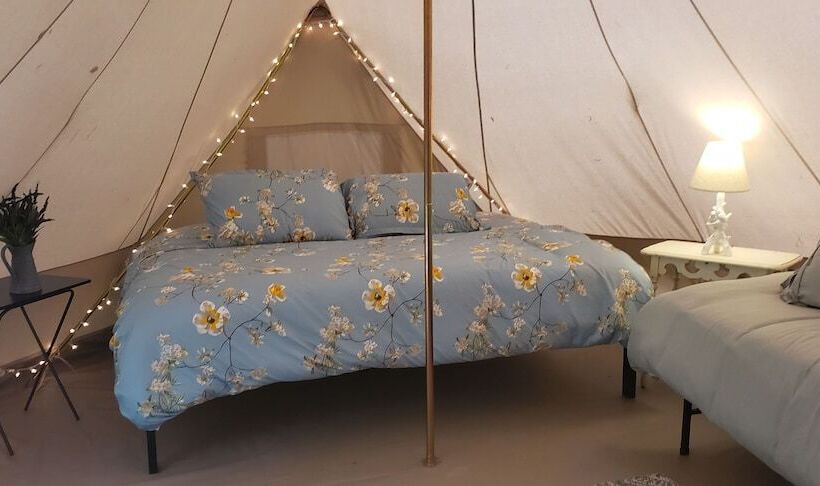 ホテル Sassy Springs Retreat