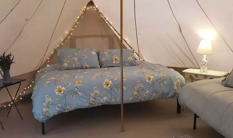 ホテル Sassy Springs Retreat