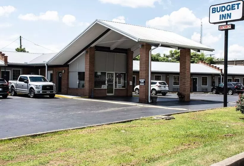 Motelli Budget Inn Carthage