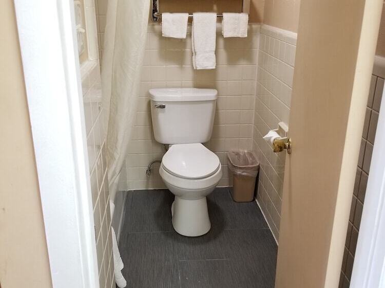 מוטל Budget Inn Carthage