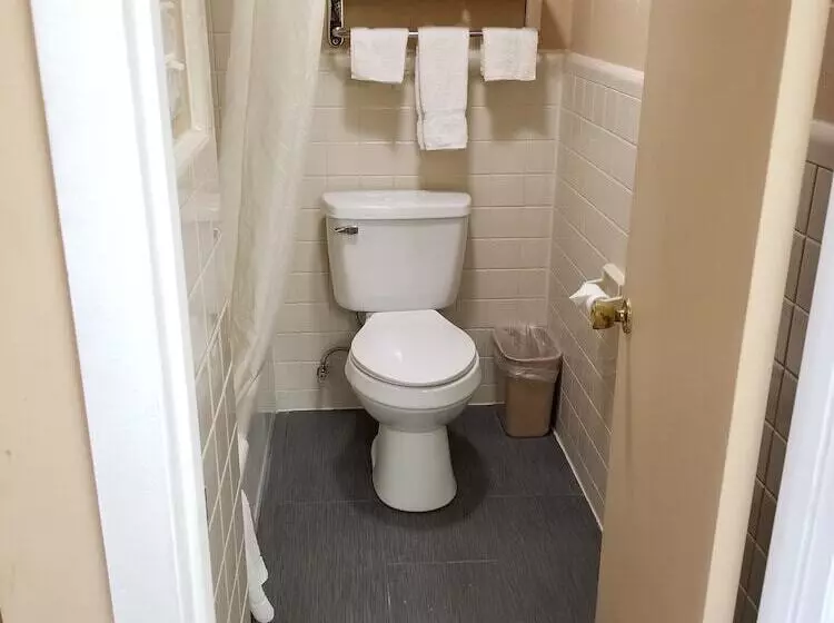 Motelli Budget Inn Carthage