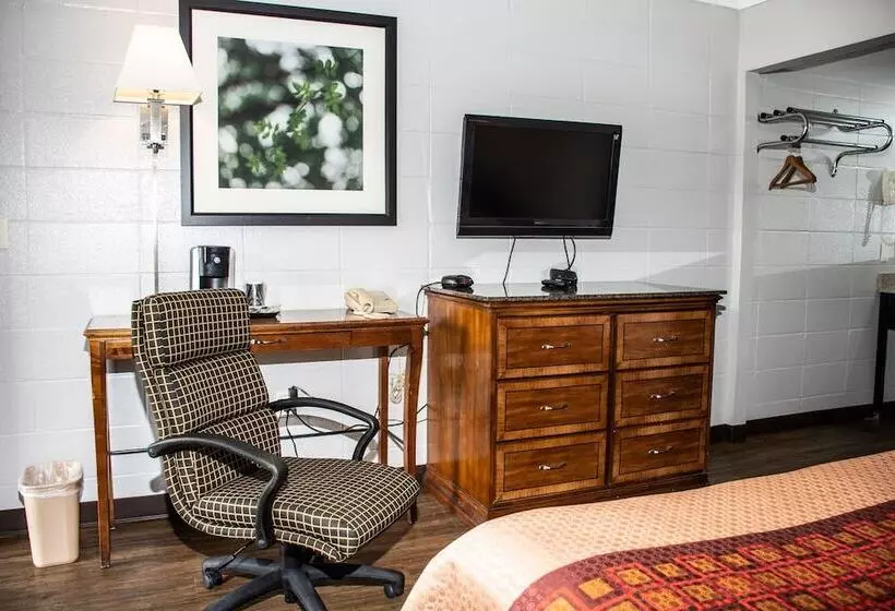 Motelli Budget Inn Carthage