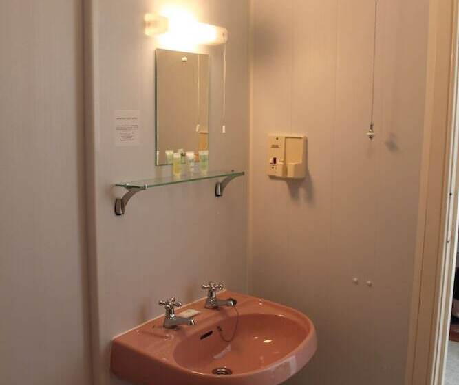 Pensão Bryn Eisteddfod B&b