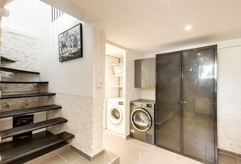 پانسیون Loft Fraternité