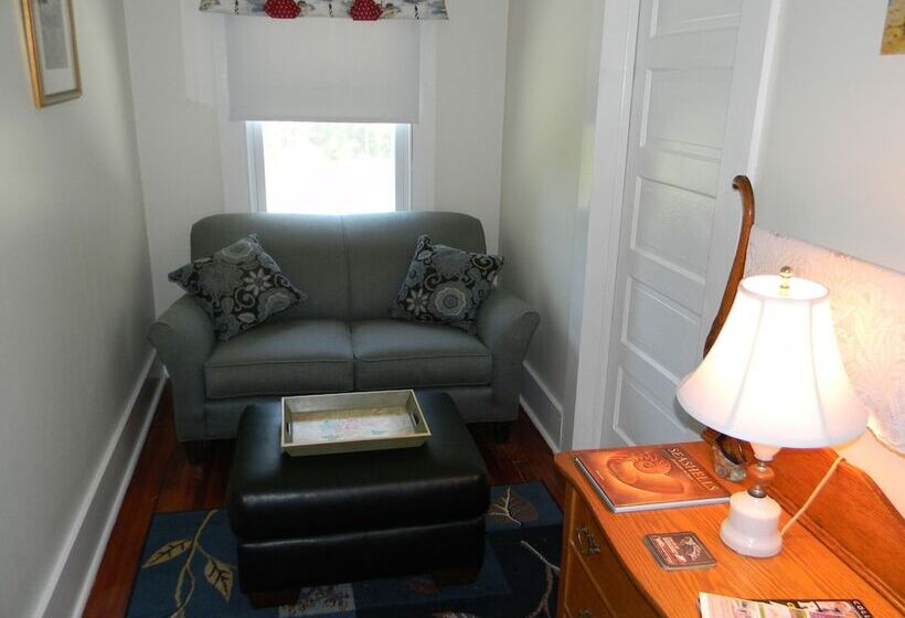 The Chandler House Bed And Breakfast