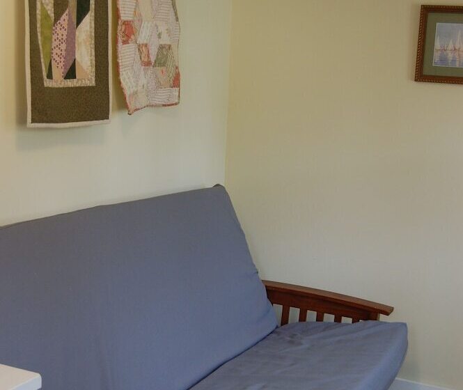 The Dancing Bear Inn