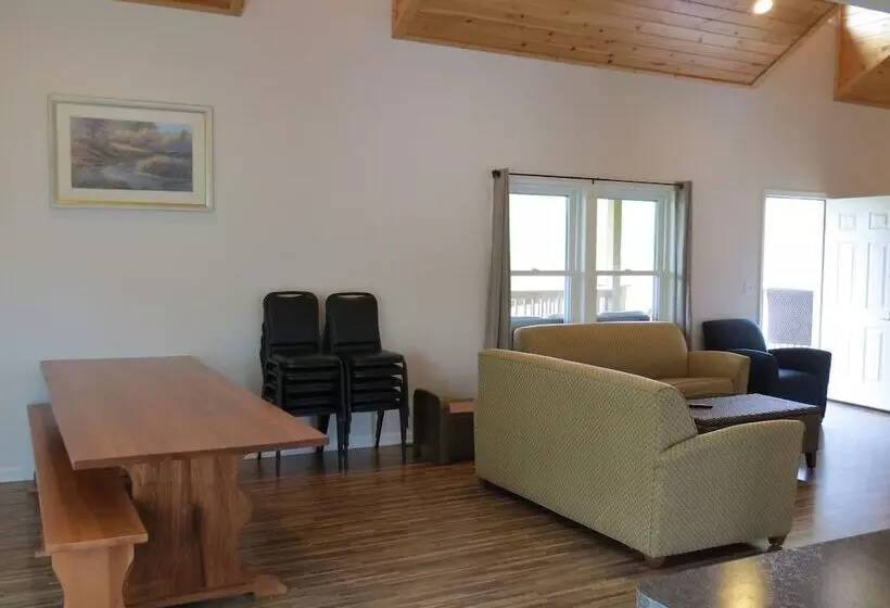 Zion Retreat & Rv Park