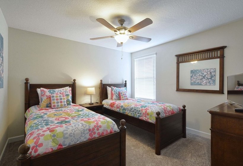 Champions Gate  5 Bedrooms House W/pool4912cg