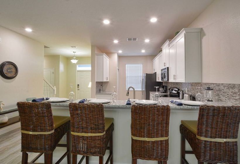 Champions Gate  5 Bedrooms House W/pool4912cg