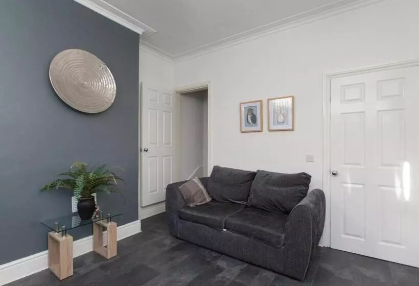 ペンション Townhouse @ 83 Edleston Road Crewe