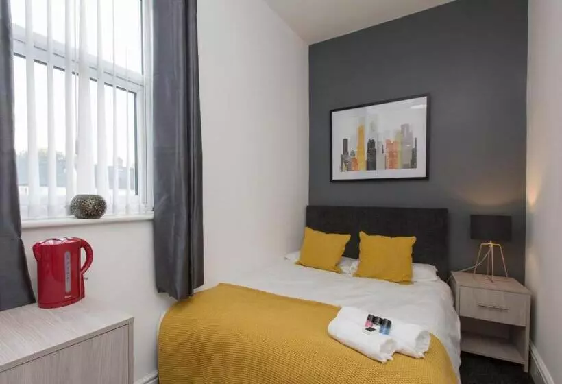 ペンション Townhouse @ 83 Edleston Road Crewe