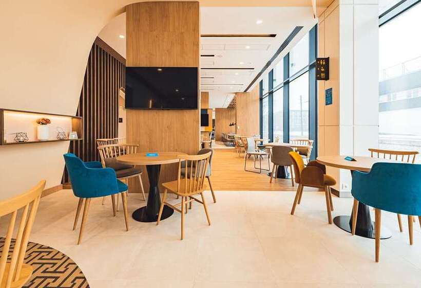 호텔 Hampton By Hilton Warsaw Reduta