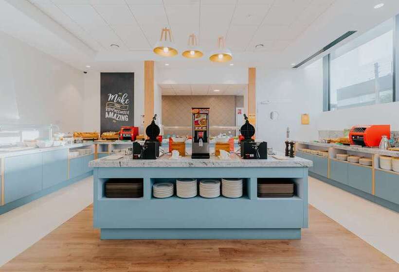 호텔 Hampton By Hilton Warsaw Reduta