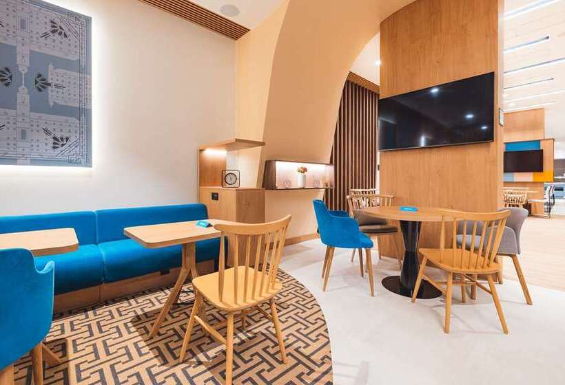 호텔 Hampton By Hilton Warsaw Reduta