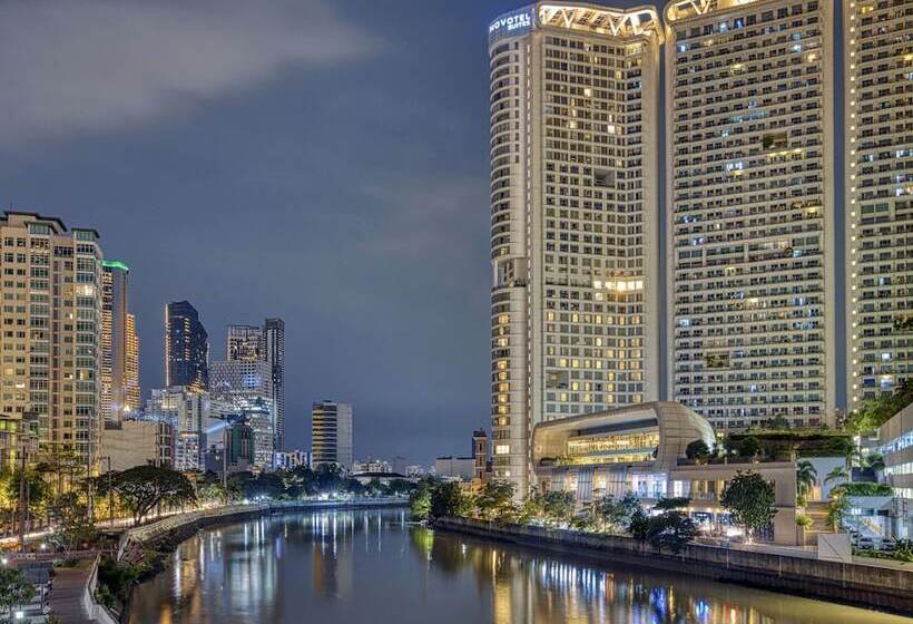 Novotel Suites Manila At Acqua