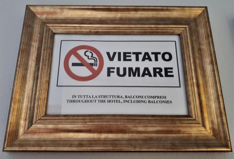 تختخواب و صبحانه La Bicicletta Rooms