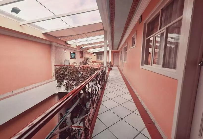 Hotelli Chat Noir Cuenca