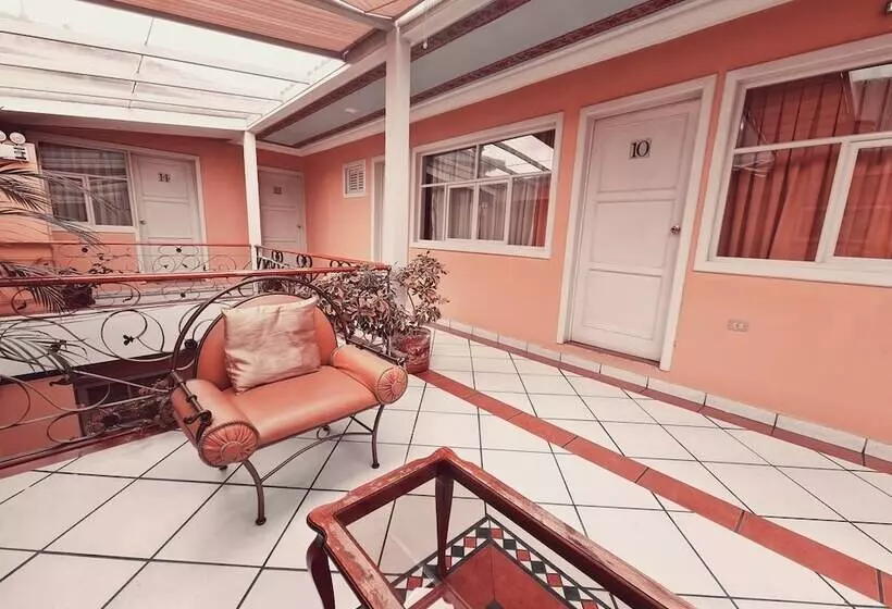 Hotelli Chat Noir Cuenca