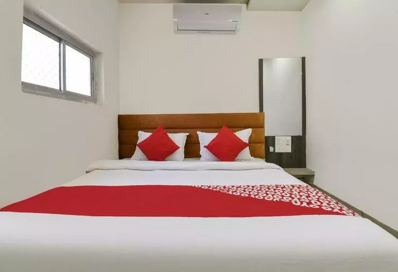 Hotelli Oyo 44432 Kailash Palace
