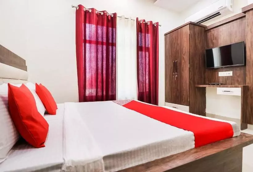 Hotelli Oyo 60638 City Guest House