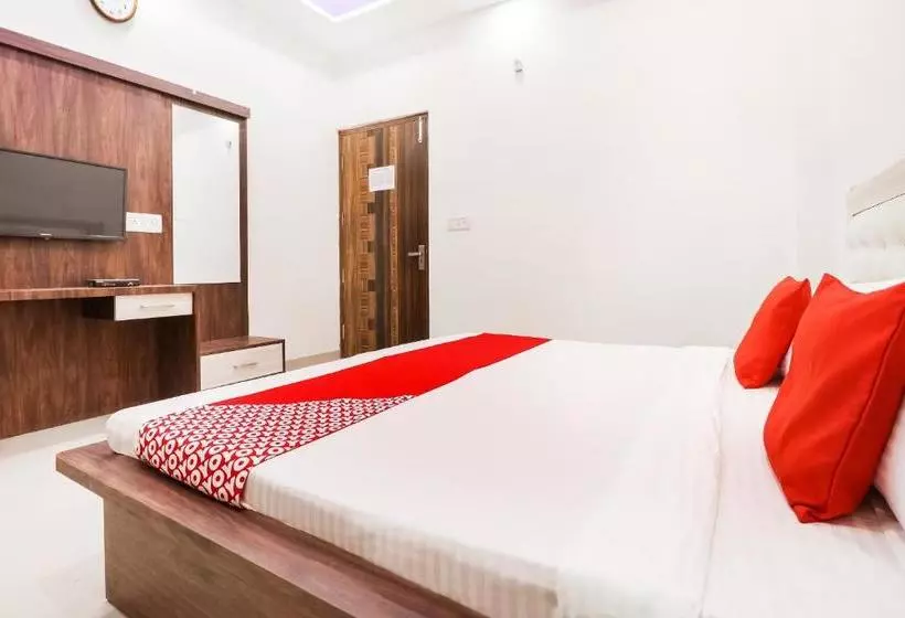 Hotelli Oyo 60638 City Guest House