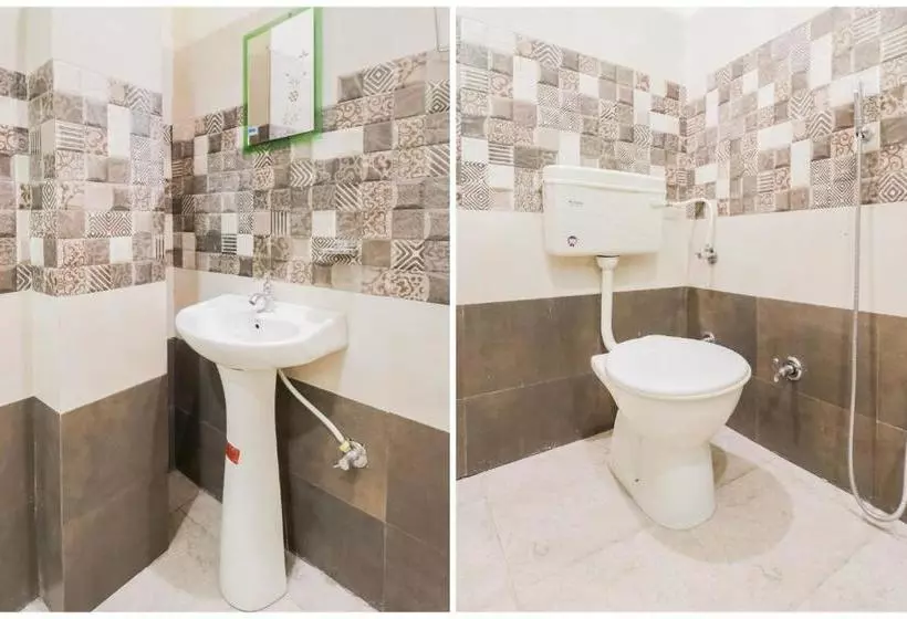 Hotelli Oyo 60638 City Guest House