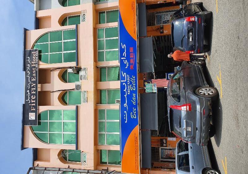 בית מלון כפרי Oyo 90109 Fire Fly East