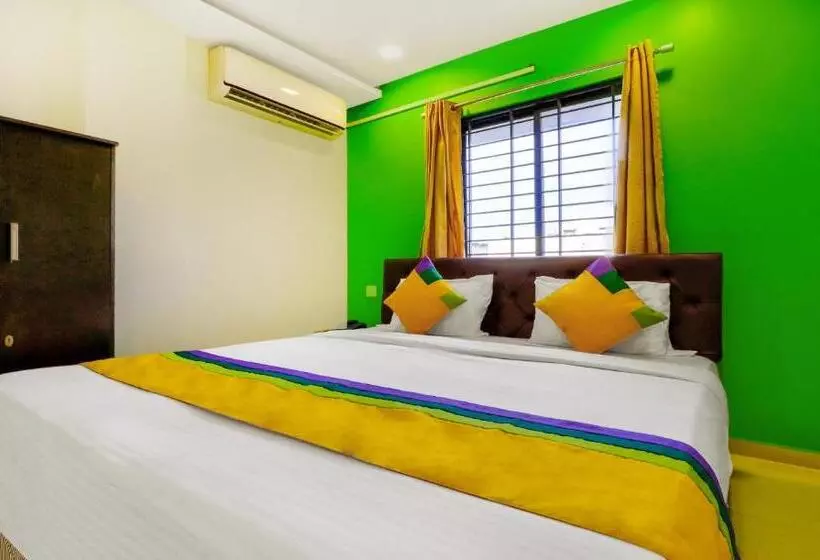 Itsy Hotels Carnival Inn