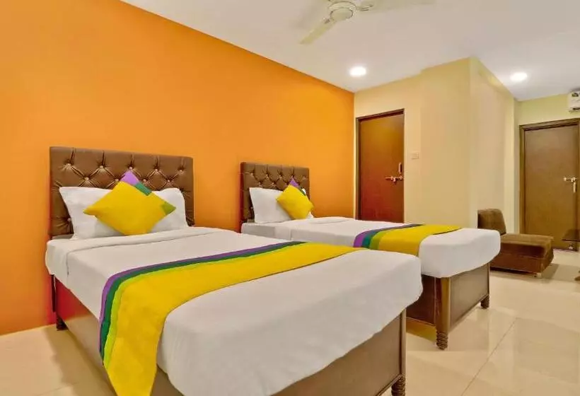 Itsy Hotels Carnival Inn