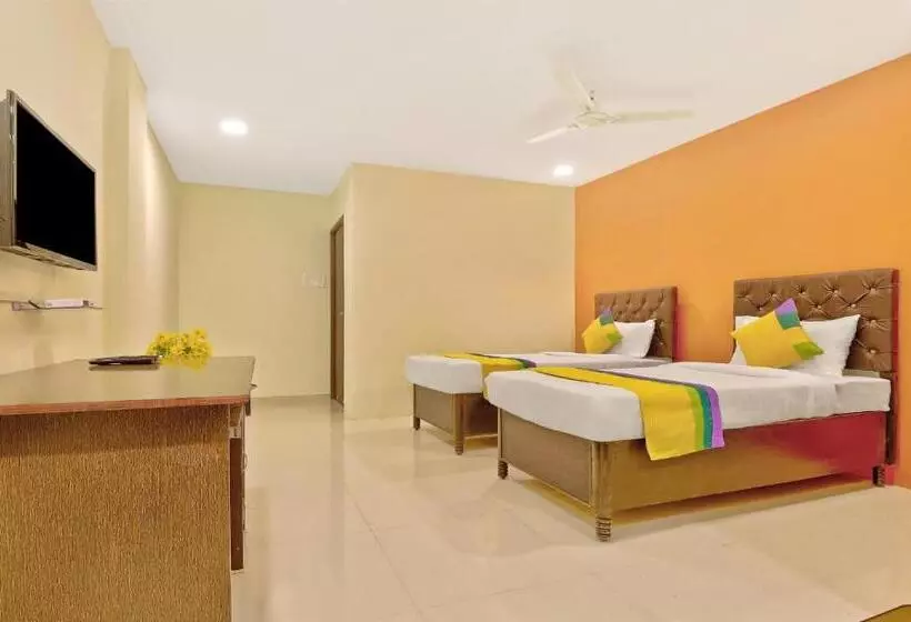 Itsy Hotels Carnival Inn