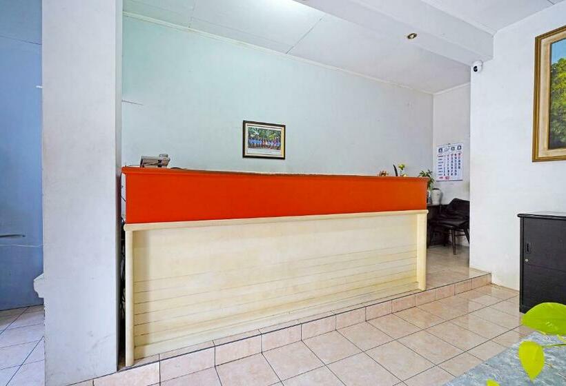 Pensiune Koolkost Syariah Near Simpang Dago