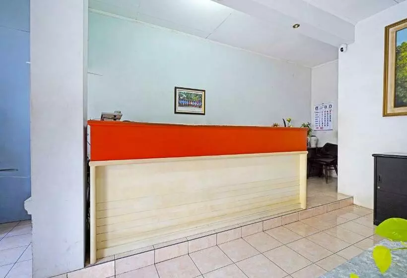 Majatalo Koolkost Syariah Near Simpang Dago