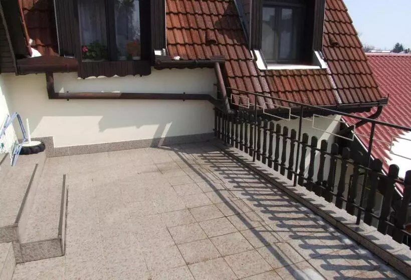 Majatalo Révész Vendégház