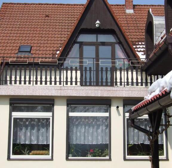 ペンション Révész Vendégház