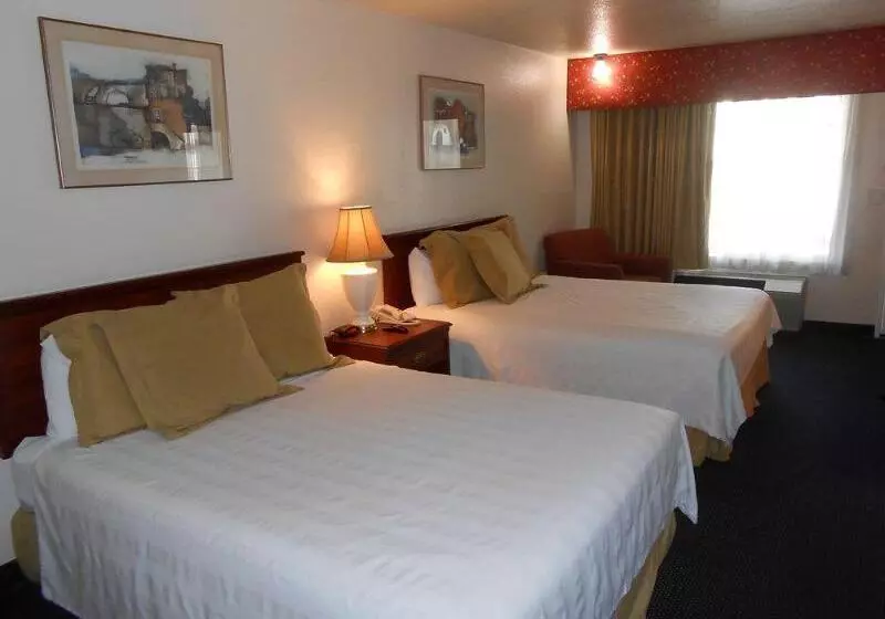 ホテル Queens Inn Anaheim